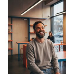 Untagged Movement unisex Crewneck, regular fit